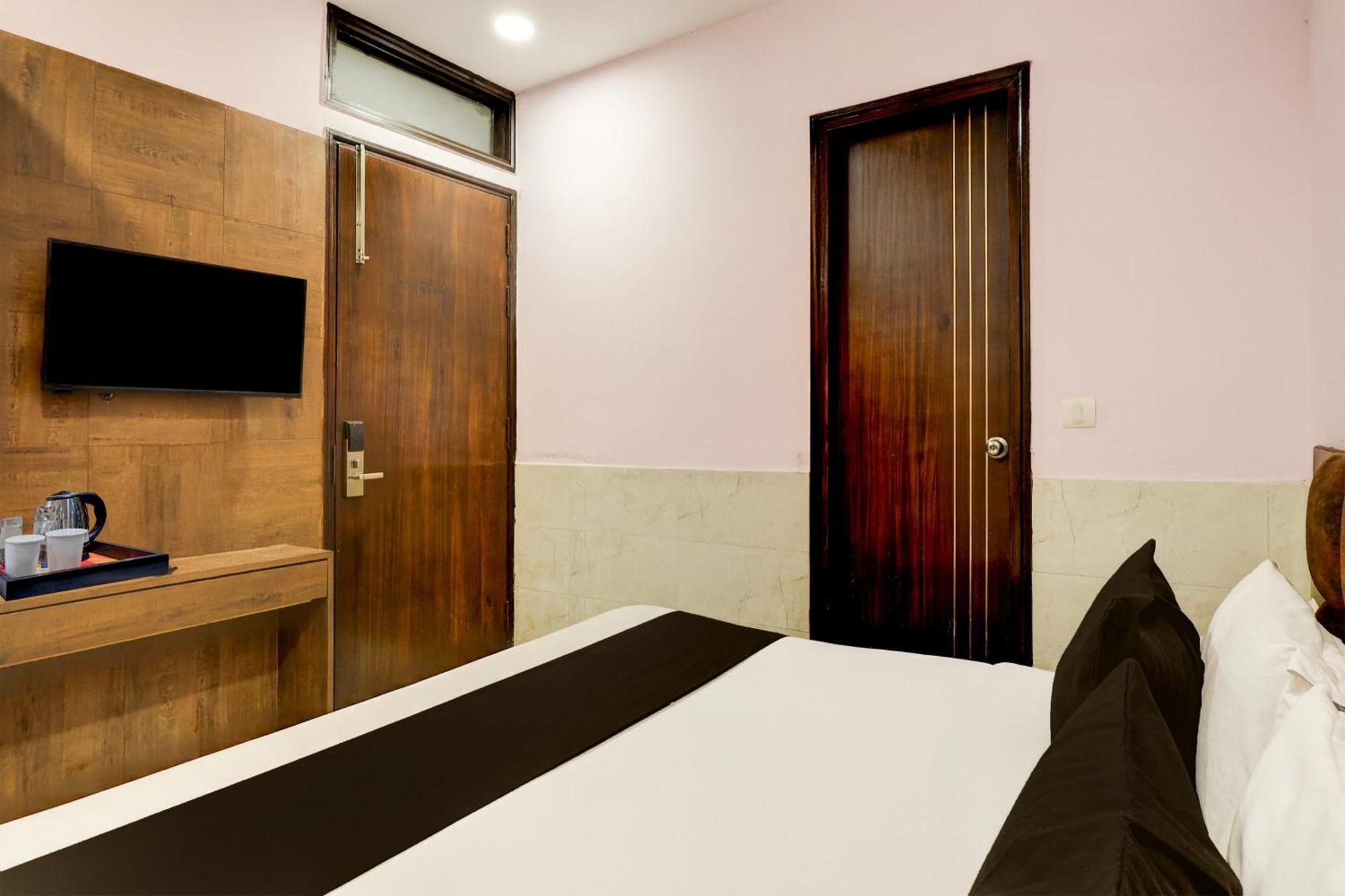 Super Hotel O Alipur Narela Zewnętrze zdjęcie